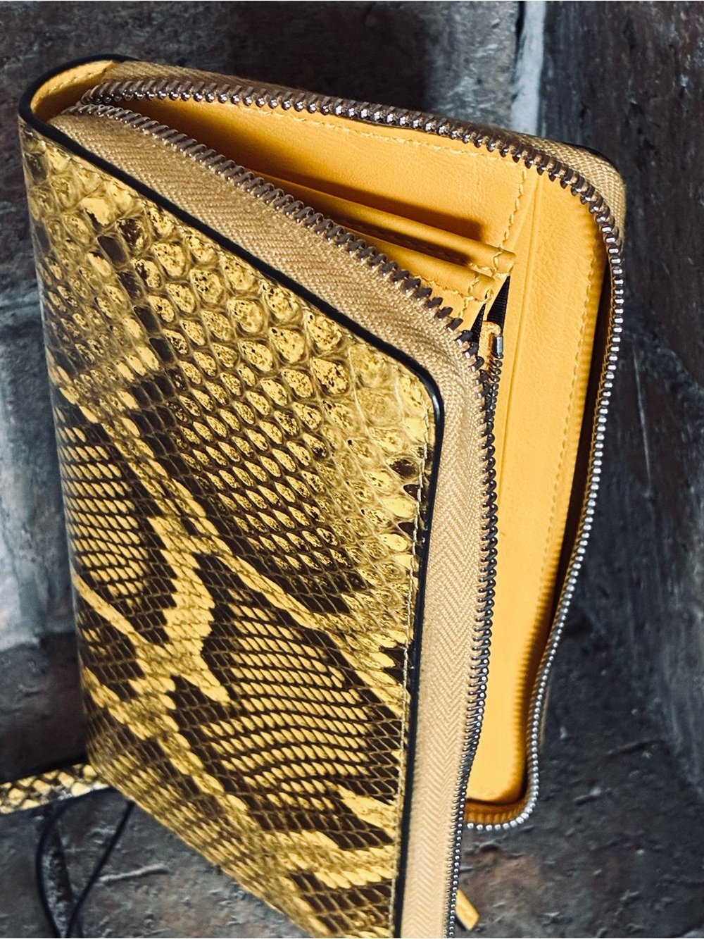 Gucci python zip around Continental wallet yellow exotic full inc ltd ed ECU - Picture 15 of 17